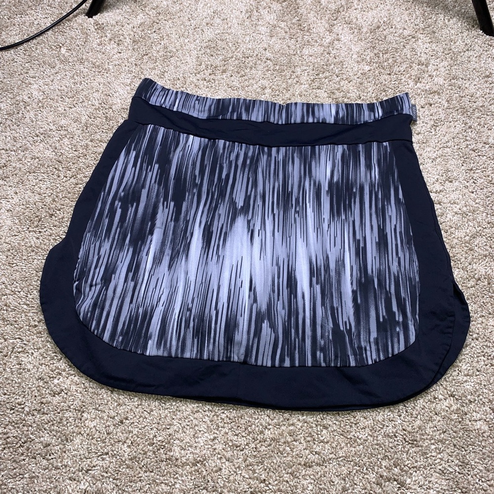 Proeza Black Gray Golf Tennis Skort Skirt Size S - Picture 7 of 7